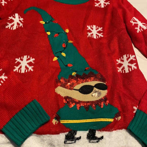 Women’s Elf Light Up (Sweater) wear only once last Christmas & still batterylife - Picture 2 of 8